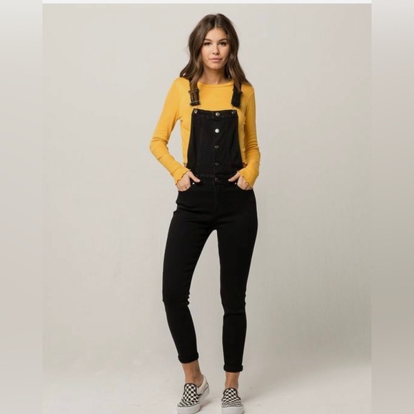 Celebrity Pink Pants - Celebrity pink women’s skinny black overalls